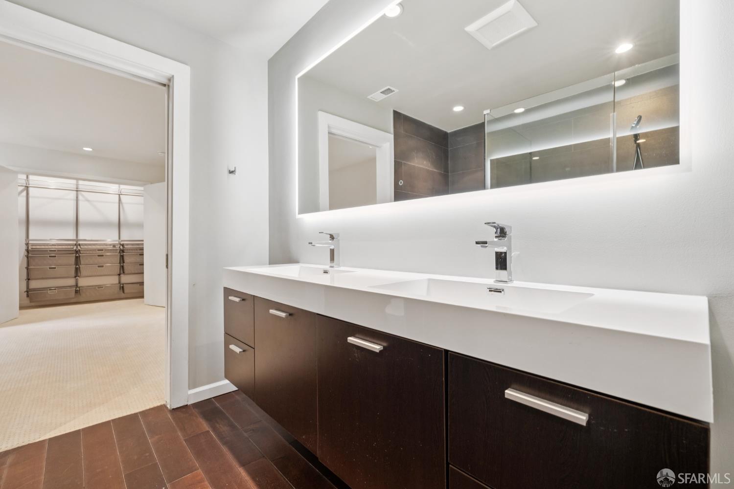 Detail Gallery Image 41 of 71 For 971 Filbert St, San Francisco,  CA 94133 - 4 Beds | 2/1 Baths