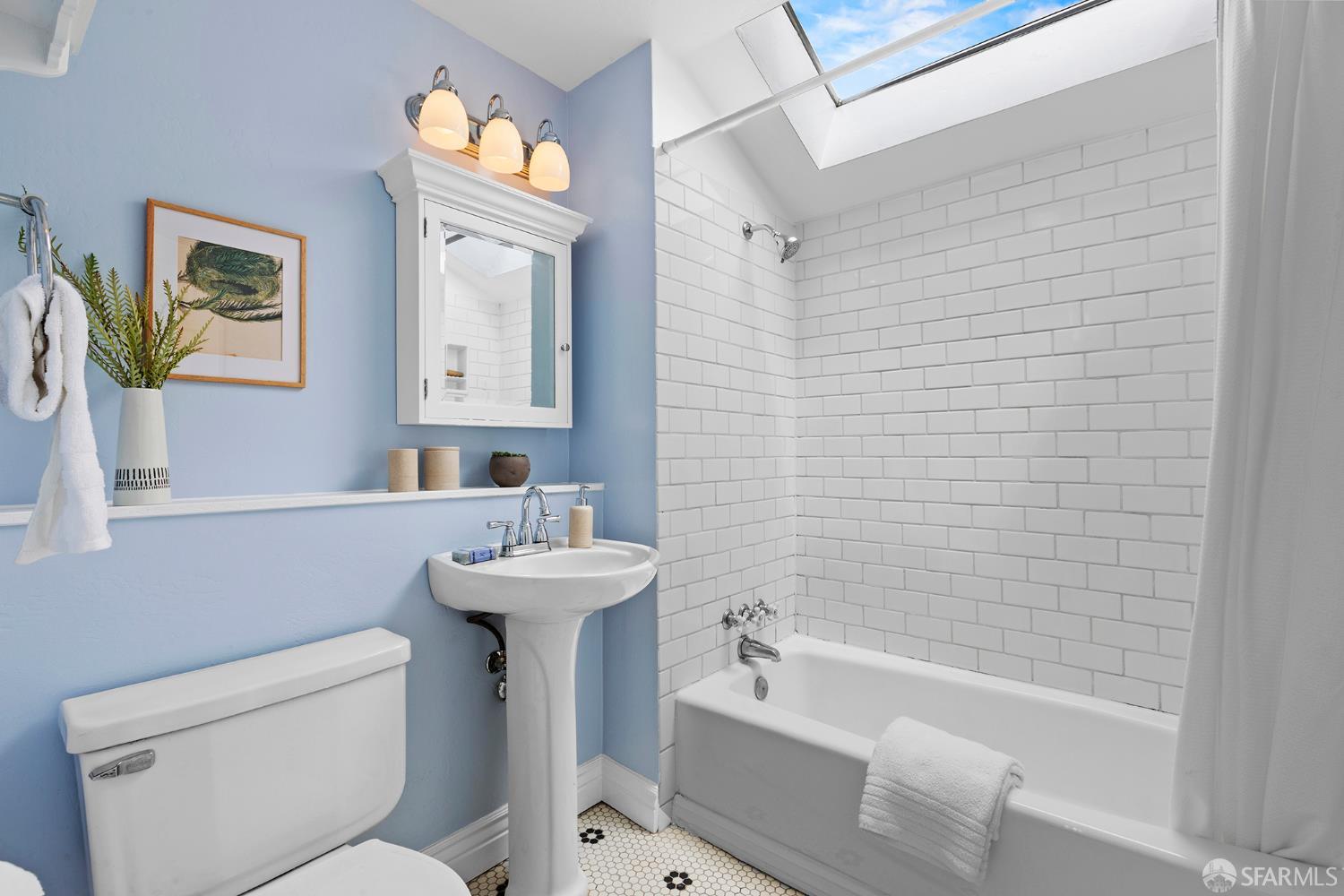 Detail Gallery Image 10 of 27 For 496 Ellsworth St, San Francisco,  CA 94110 - 1 Beds | 1 Baths