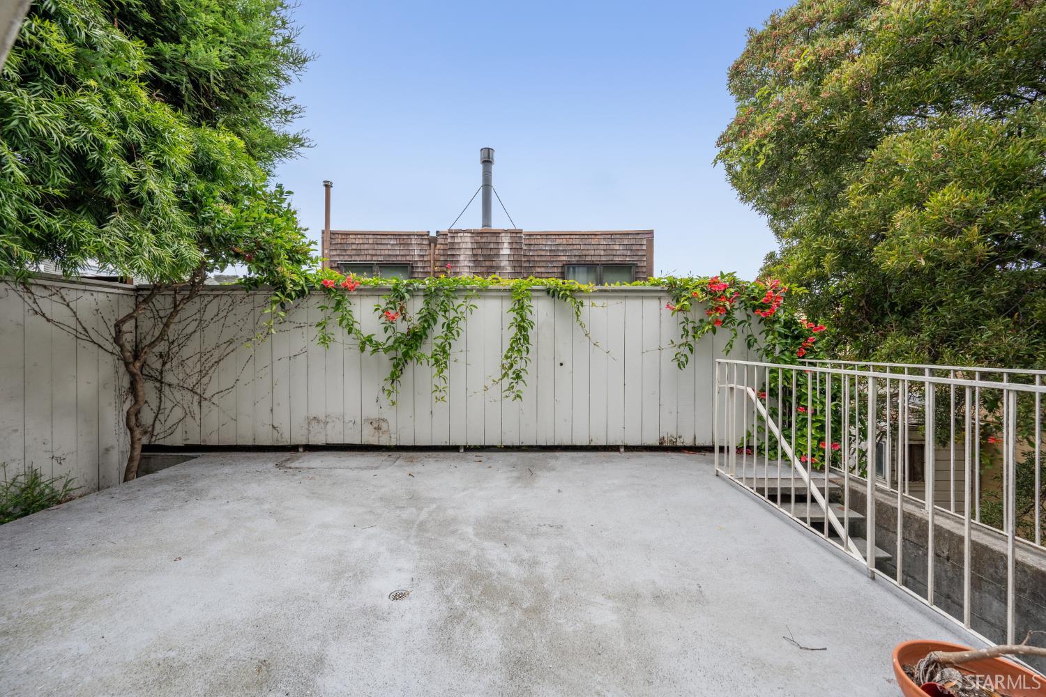Detail Gallery Image 35 of 57 For 284 Union St, San Francisco,  CA 94133 - 2 Beds | 2 Baths