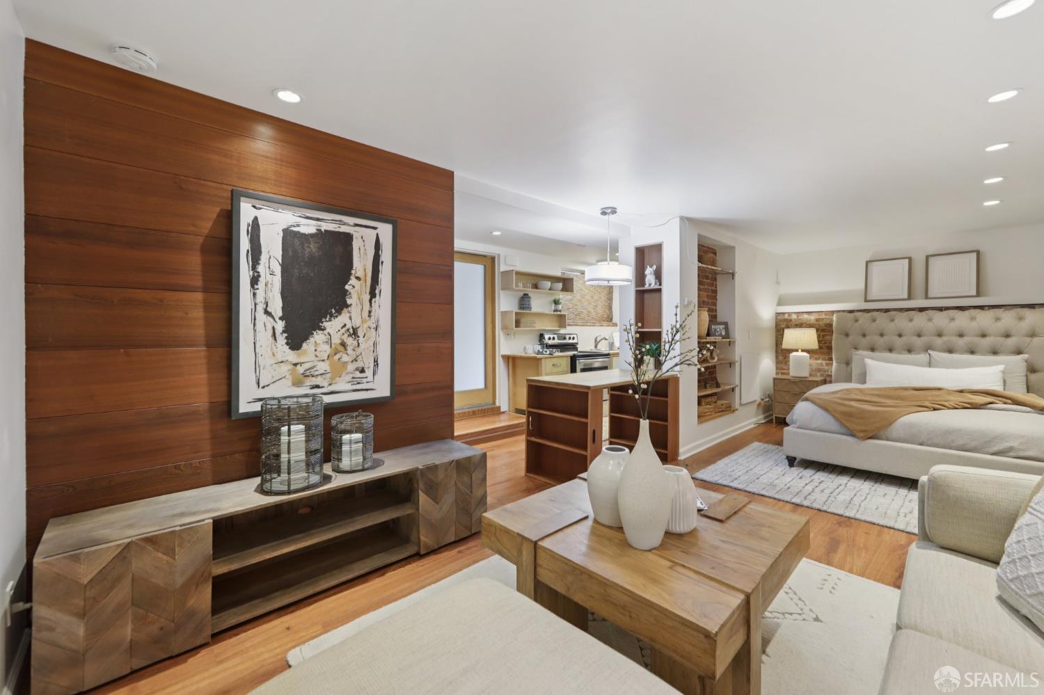 Detail Gallery Image 7 of 26 For 529 Broderick St a,  San Francisco,  CA 94117 - 1 Beds | 1 Baths