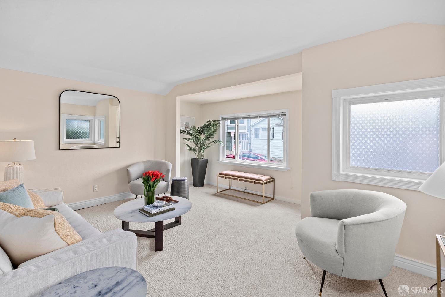 Detail Gallery Image 3 of 27 For 496 Ellsworth St, San Francisco,  CA 94110 - 1 Beds | 1 Baths