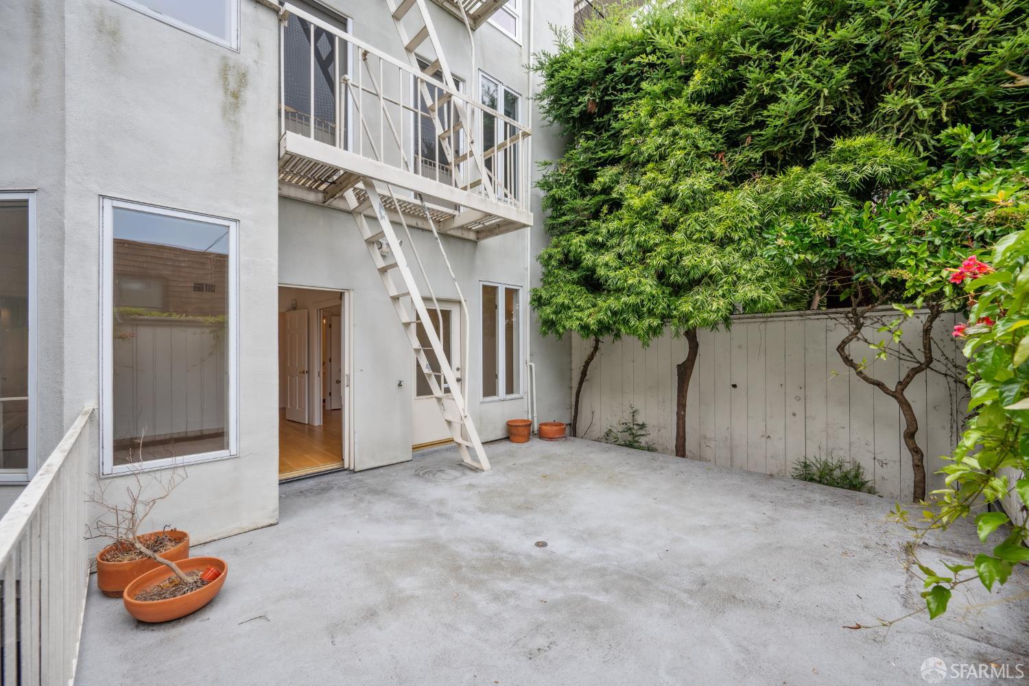 Detail Gallery Image 38 of 57 For 284 Union St, San Francisco,  CA 94133 - 2 Beds | 2 Baths