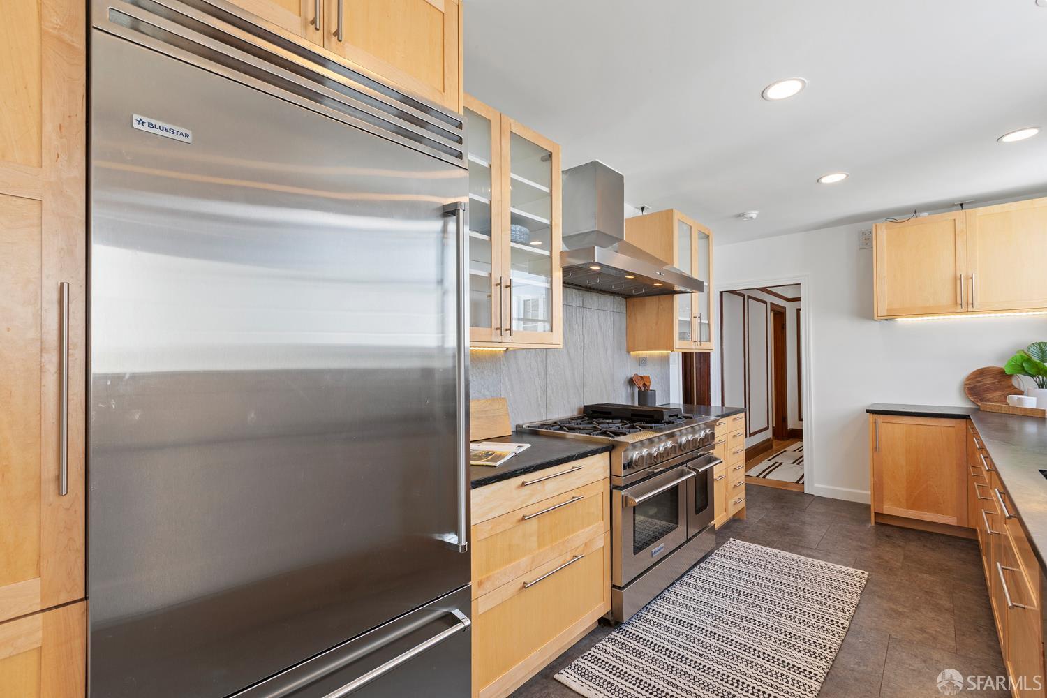 Detail Gallery Image 18 of 58 For 58 Sala Ter, San Francisco,  CA 94112 - 2 Beds | 2 Baths