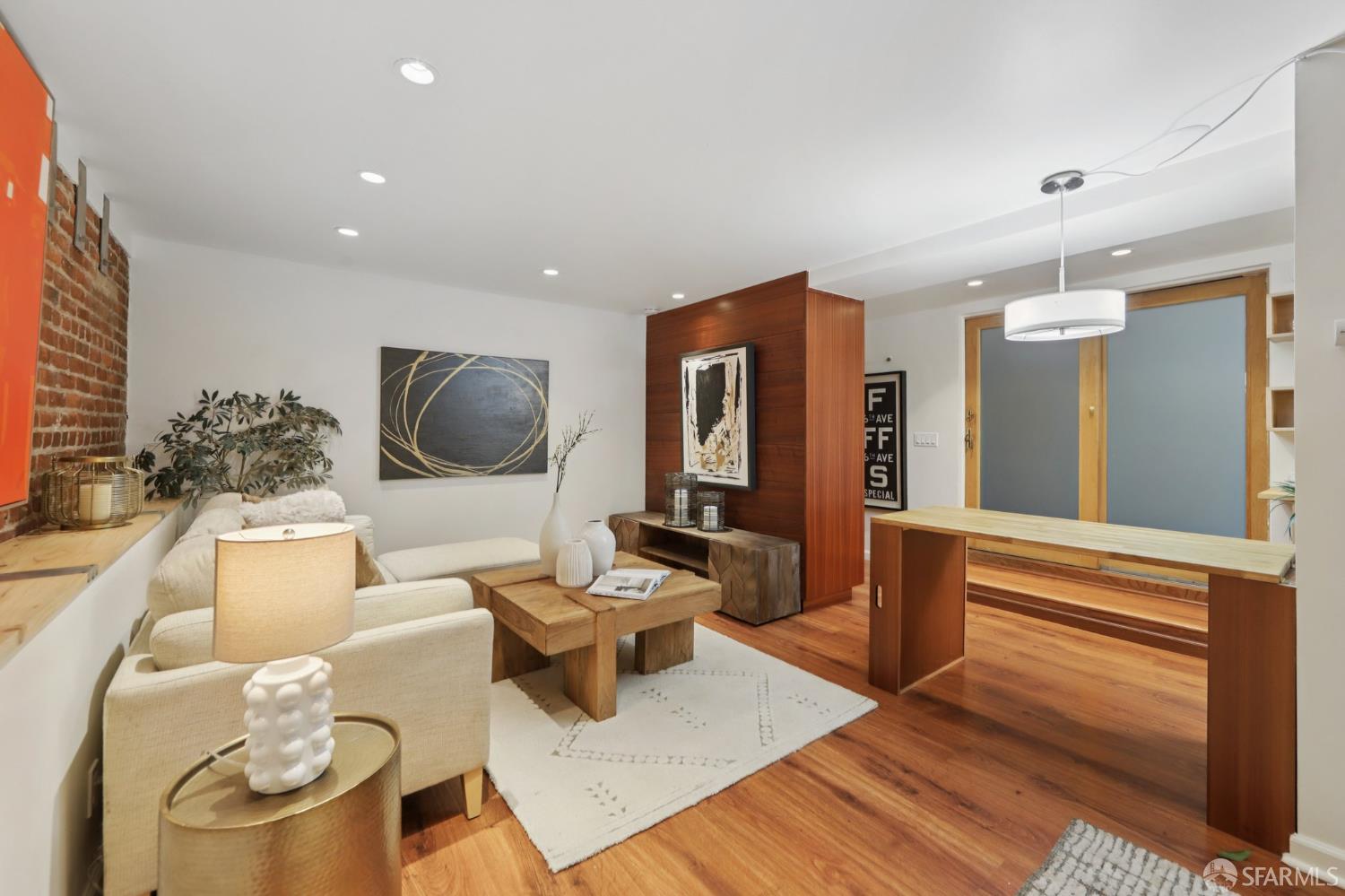 Detail Gallery Image 2 of 26 For 529 Broderick St a,  San Francisco,  CA 94117 - 1 Beds | 1 Baths