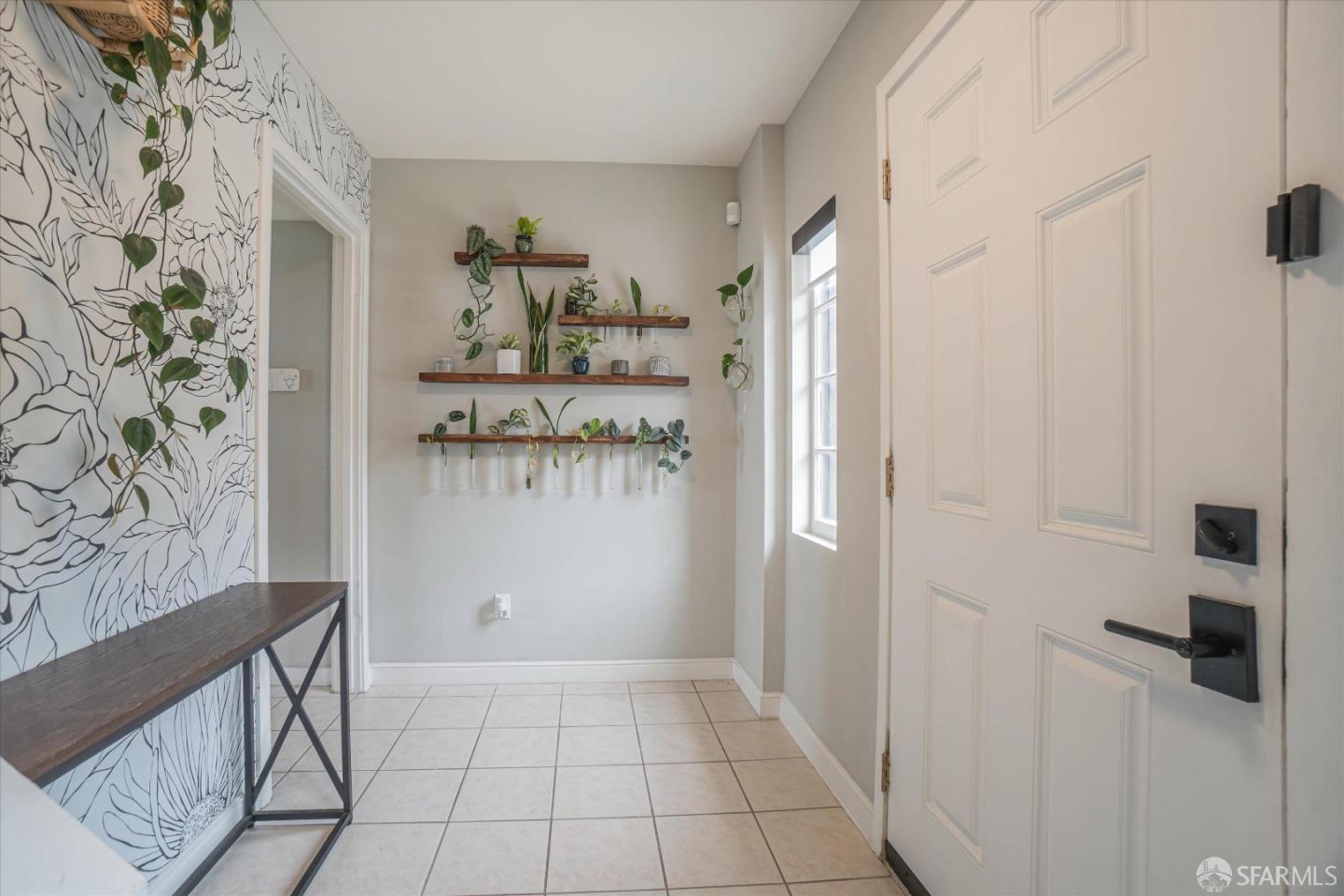 Detail Gallery Image 3 of 47 For 328 Peoria St, Daly City,  CA 94014 - 2 Beds | 1 Baths