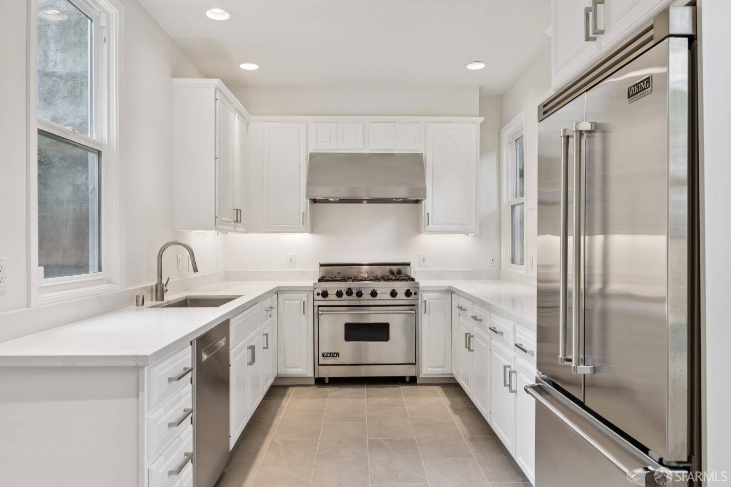 Detail Gallery Image 23 of 71 For 971 Filbert St, San Francisco,  CA 94133 - 4 Beds | 2/1 Baths