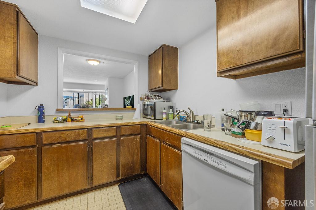 Detail Gallery Image 10 of 36 For 360 Guerrero St #415,  San Francisco,  CA 94103 - 0 Beds | 1 Baths