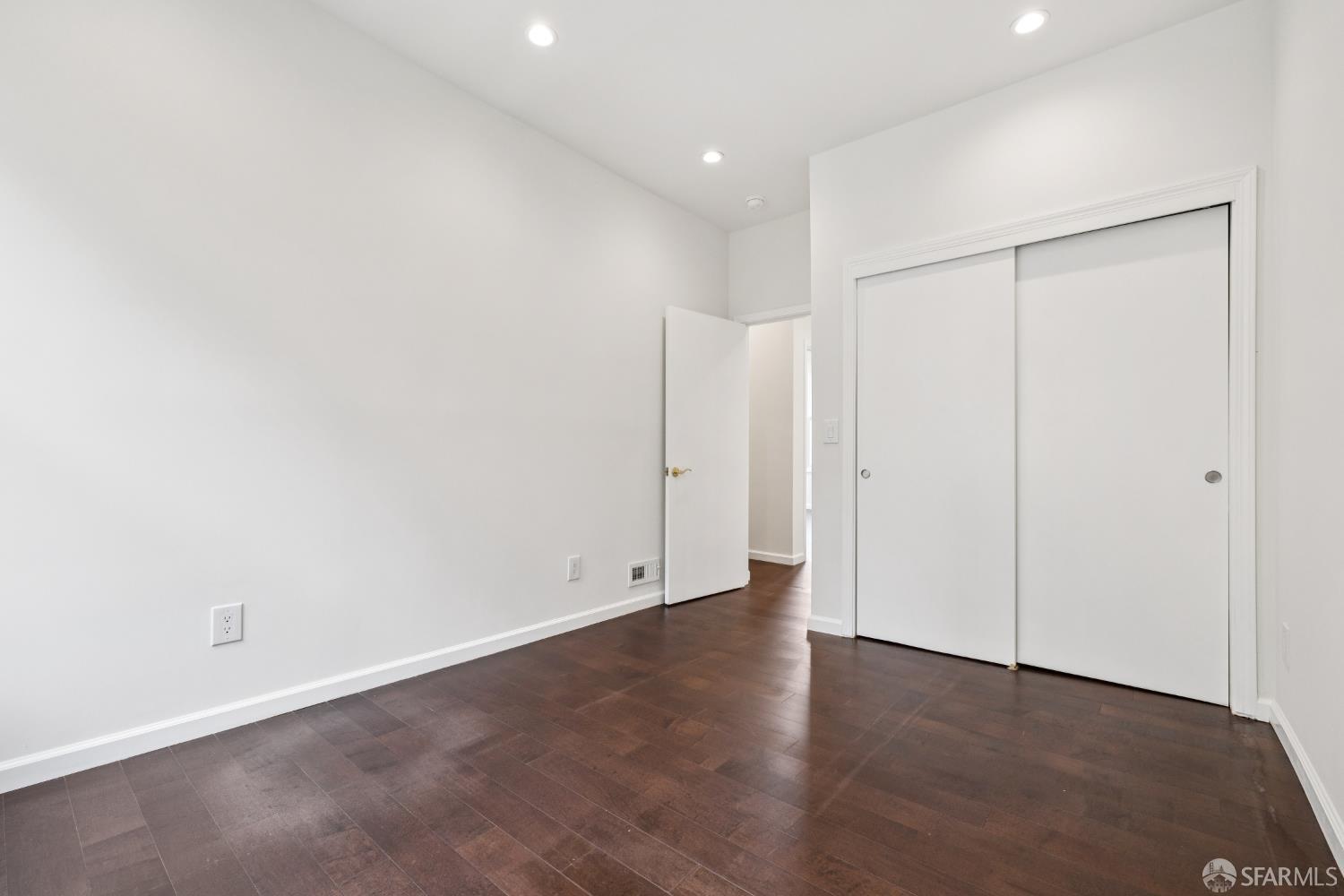 Detail Gallery Image 54 of 71 For 971 Filbert St, San Francisco,  CA 94133 - 4 Beds | 2/1 Baths