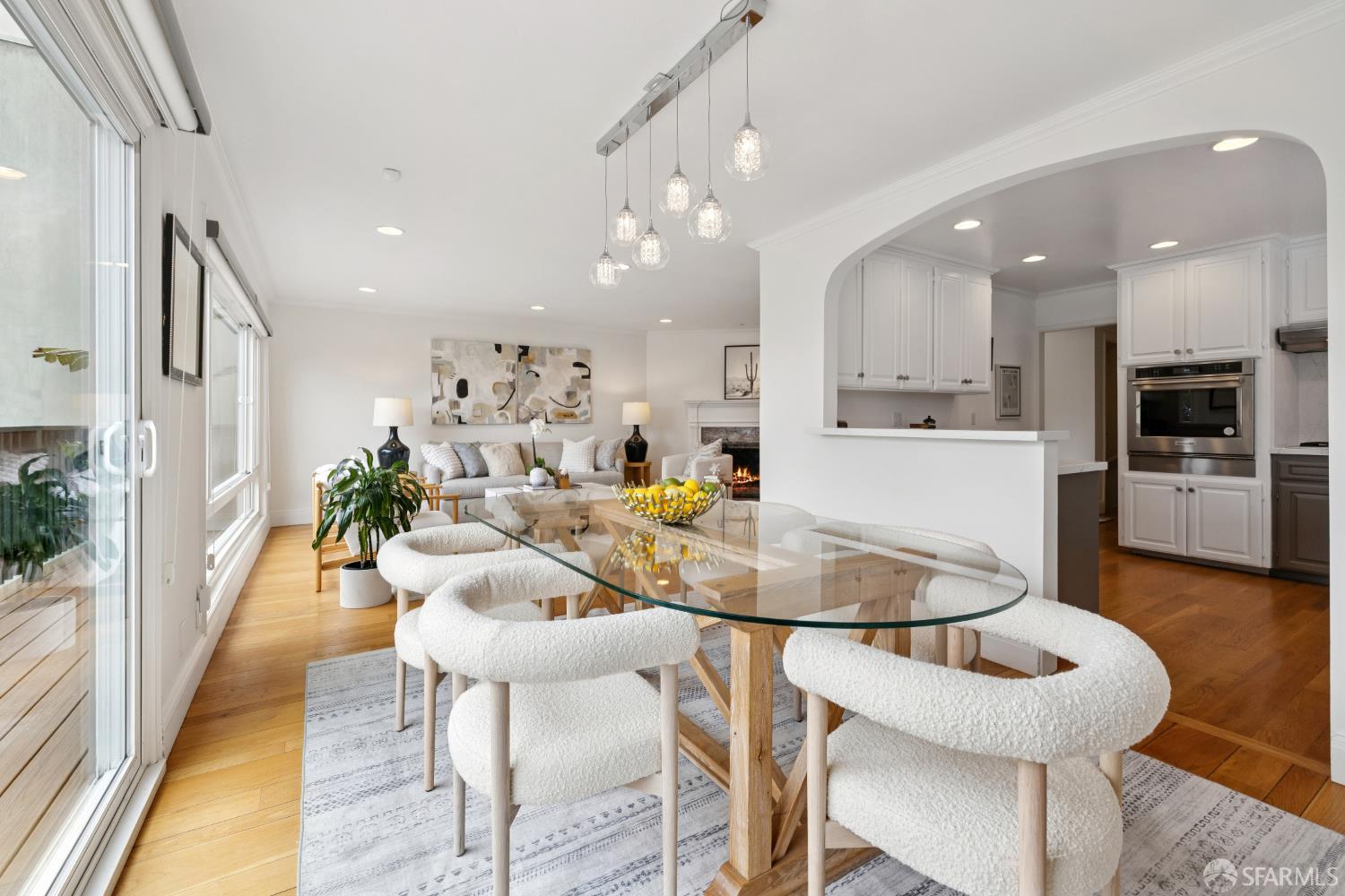 Detail Gallery Image 14 of 81 For 18 Cragmont Ave, San Francisco,  CA 94116 - 3 Beds | 3/1 Baths