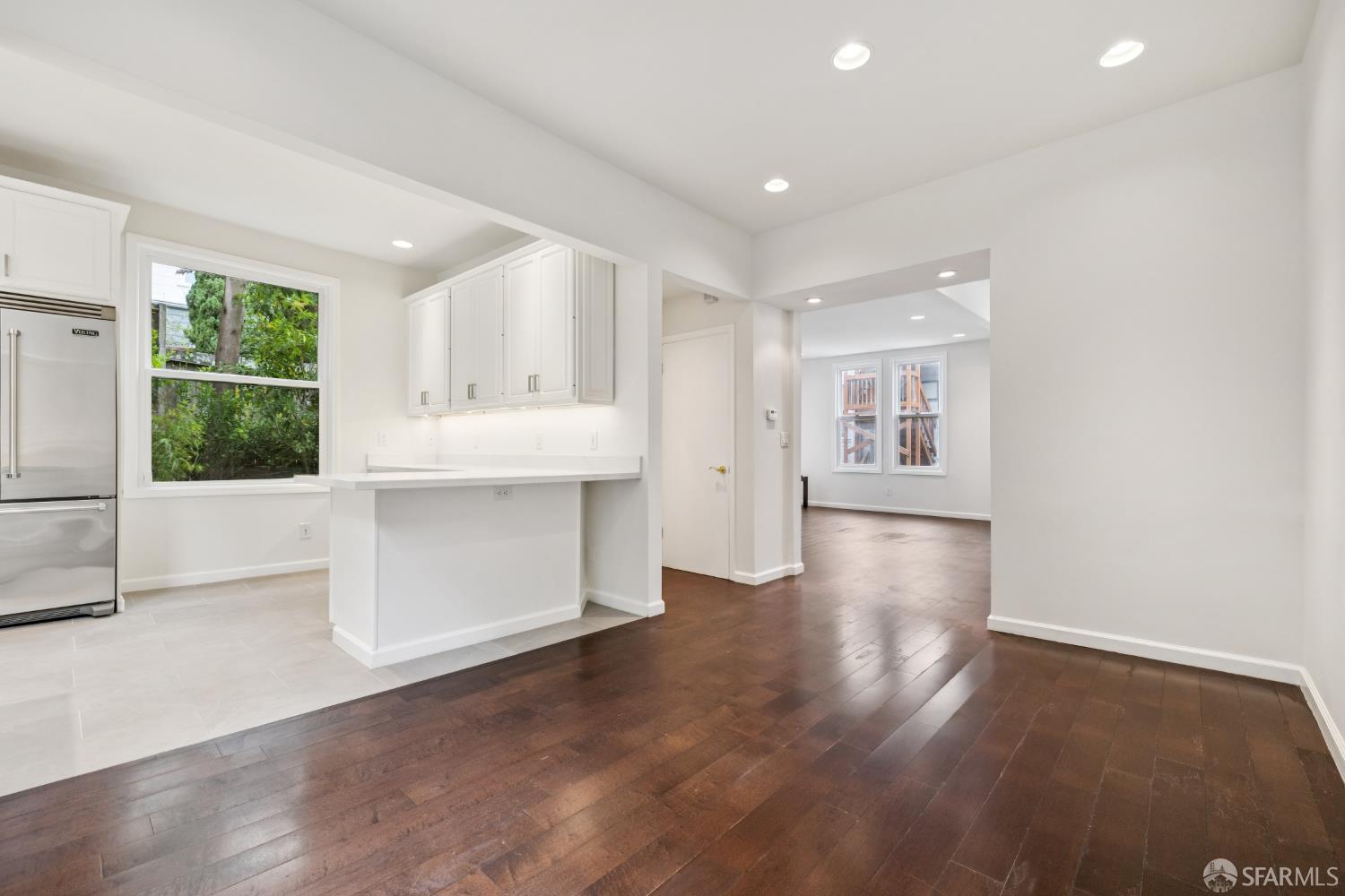 Detail Gallery Image 18 of 71 For 971 Filbert St, San Francisco,  CA 94133 - 4 Beds | 2/1 Baths
