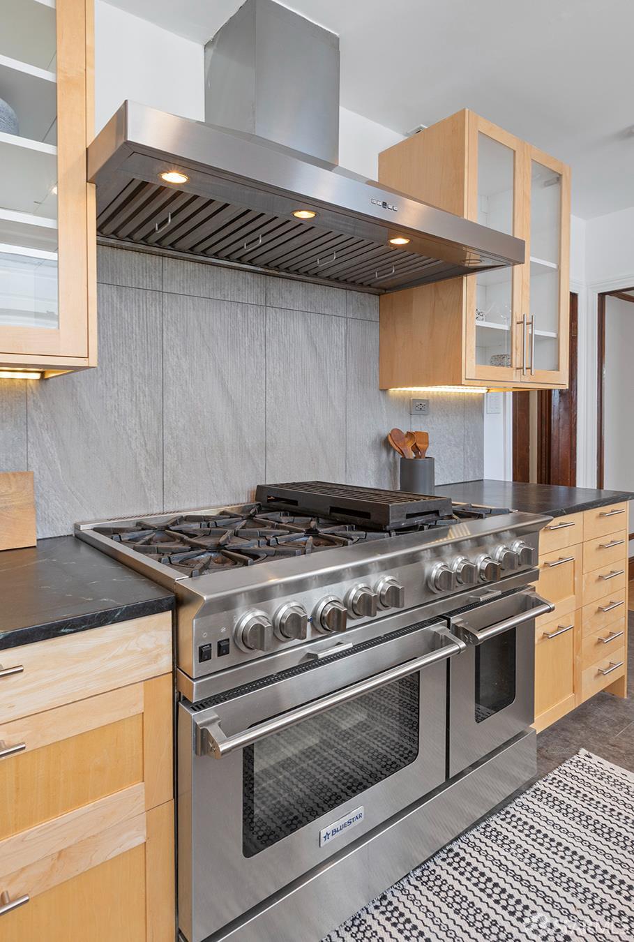 Detail Gallery Image 17 of 58 For 58 Sala Ter, San Francisco,  CA 94112 - 2 Beds | 2 Baths
