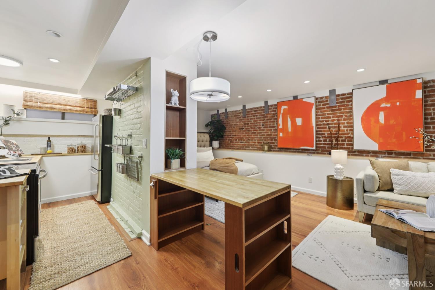 Detail Gallery Image 9 of 26 For 529 Broderick St a,  San Francisco,  CA 94117 - 1 Beds | 1 Baths