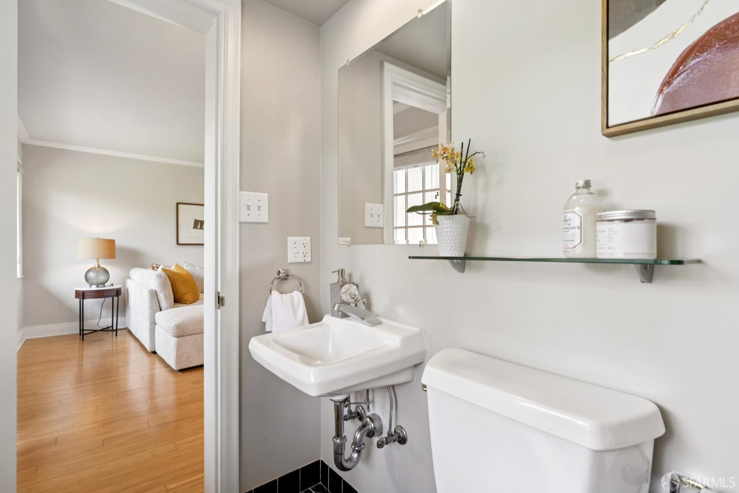Detail Gallery Image 62 of 81 For 18 Cragmont Ave, San Francisco,  CA 94116 - 3 Beds | 3/1 Baths