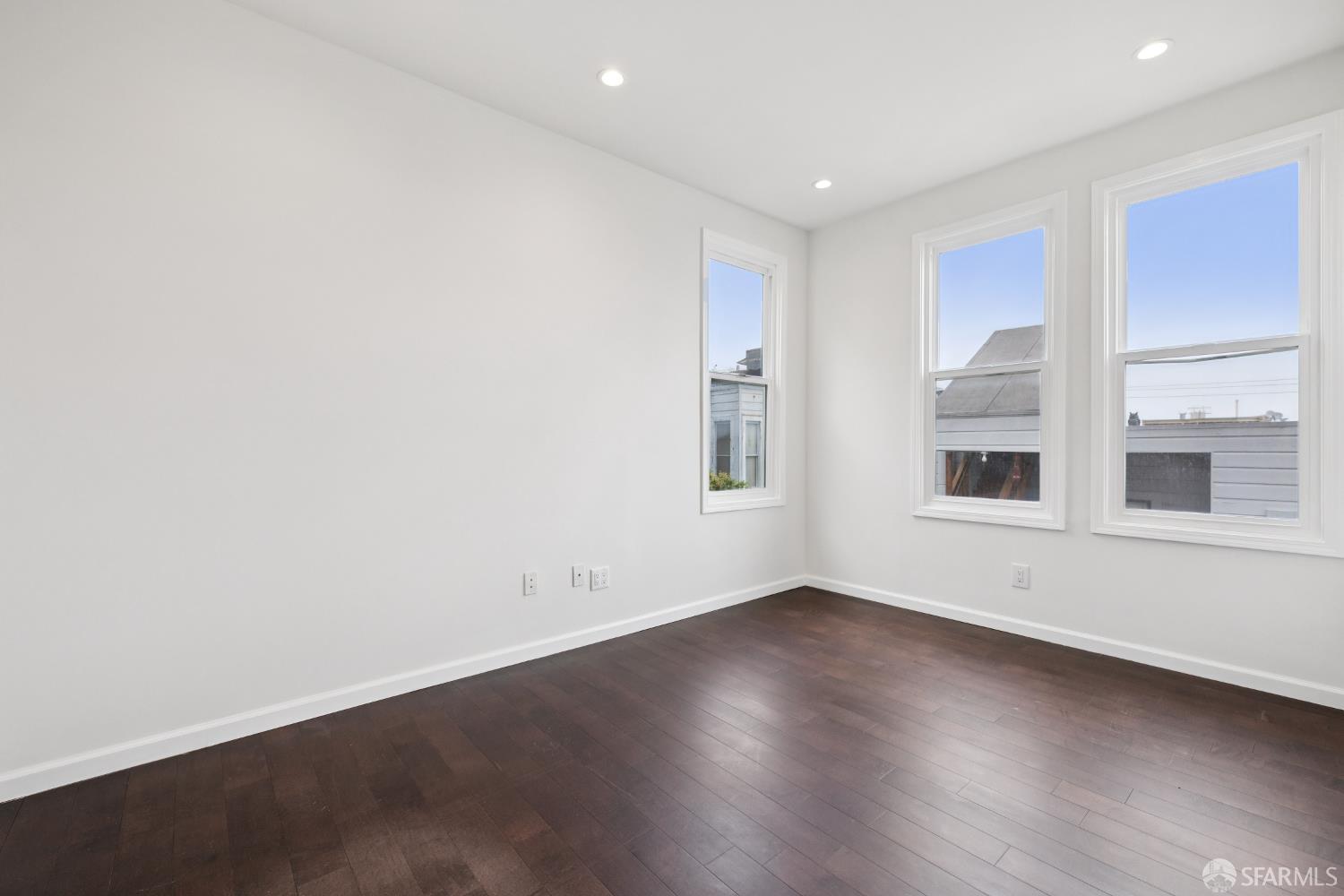 Detail Gallery Image 49 of 71 For 971 Filbert St, San Francisco,  CA 94133 - 4 Beds | 2/1 Baths
