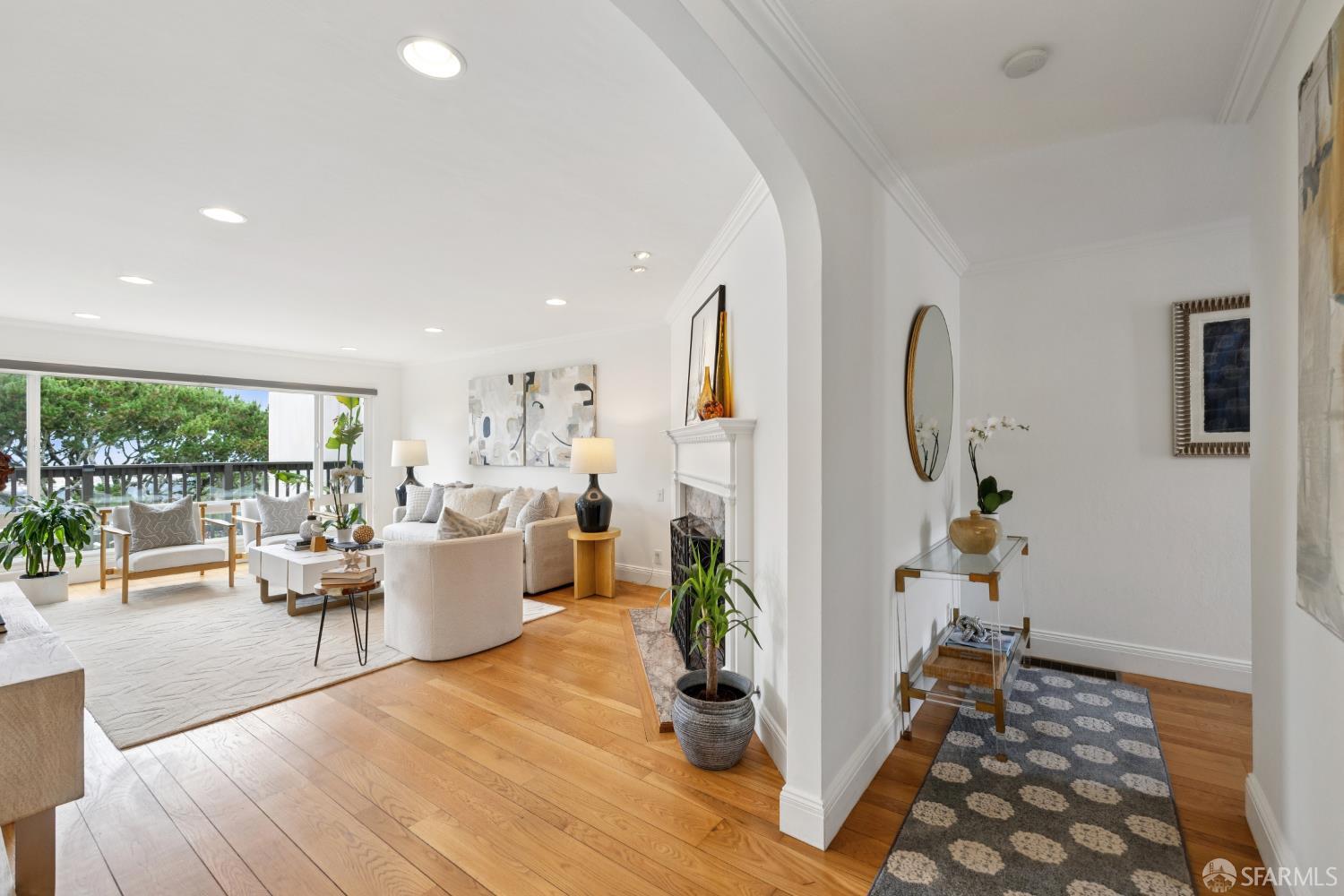 Detail Gallery Image 4 of 81 For 18 Cragmont Ave, San Francisco,  CA 94116 - 3 Beds | 3/1 Baths