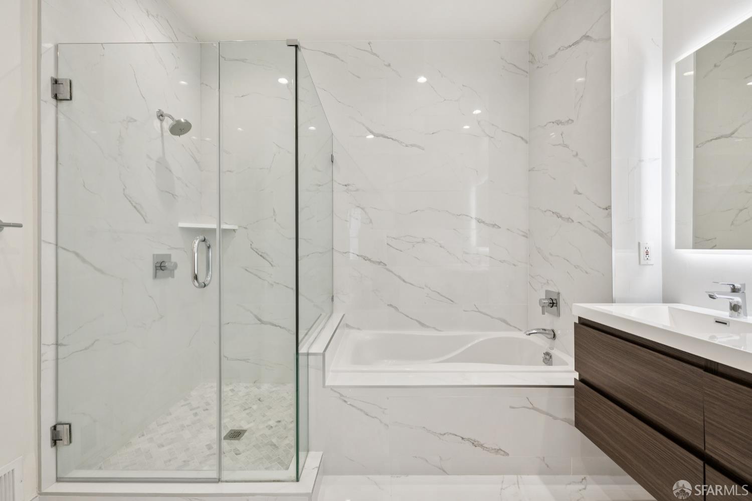 Detail Gallery Image 55 of 71 For 971 Filbert St, San Francisco,  CA 94133 - 4 Beds | 2/1 Baths
