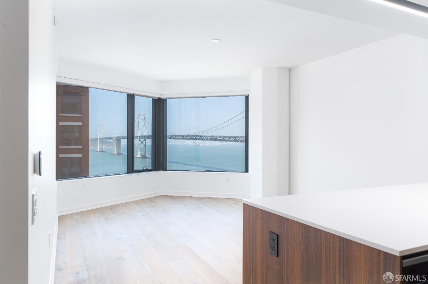 Detail Gallery Image 5 of 33 For 280 Spear St 19f,  San Francisco,  CA 94105 - 1 Beds | 1 Baths