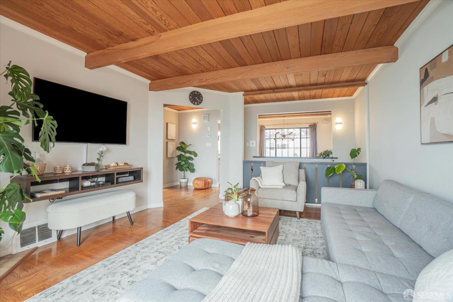 Detail Gallery Image 5 of 47 For 328 Peoria St, Daly City,  CA 94014 - 2 Beds | 1 Baths