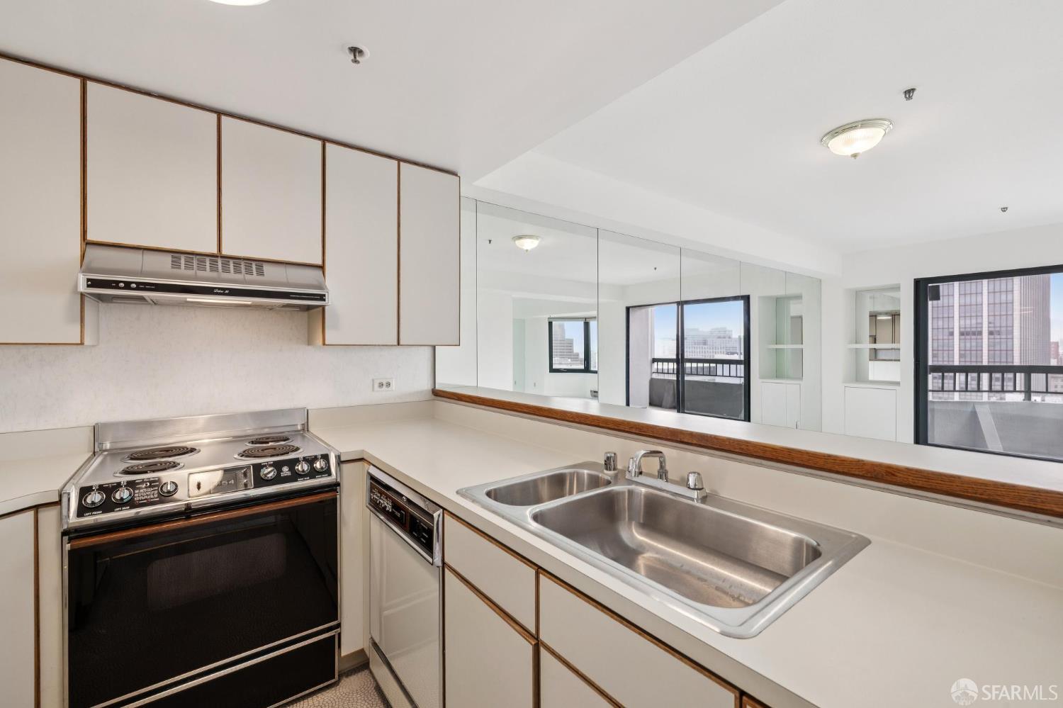 Detail Gallery Image 23 of 36 For 601 Van Ness Ave #847,  San Francisco,  CA 94102 - 1 Beds | 1 Baths