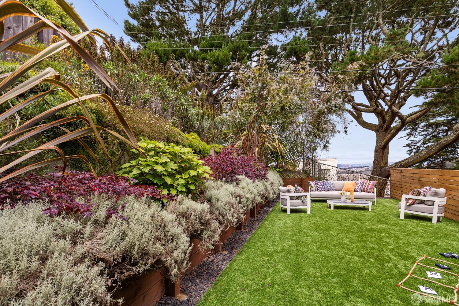 Detail Gallery Image 66 of 81 For 18 Cragmont Ave, San Francisco,  CA 94116 - 3 Beds | 3/1 Baths
