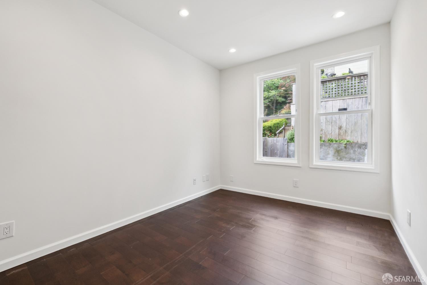 Detail Gallery Image 53 of 71 For 971 Filbert St, San Francisco,  CA 94133 - 4 Beds | 2/1 Baths