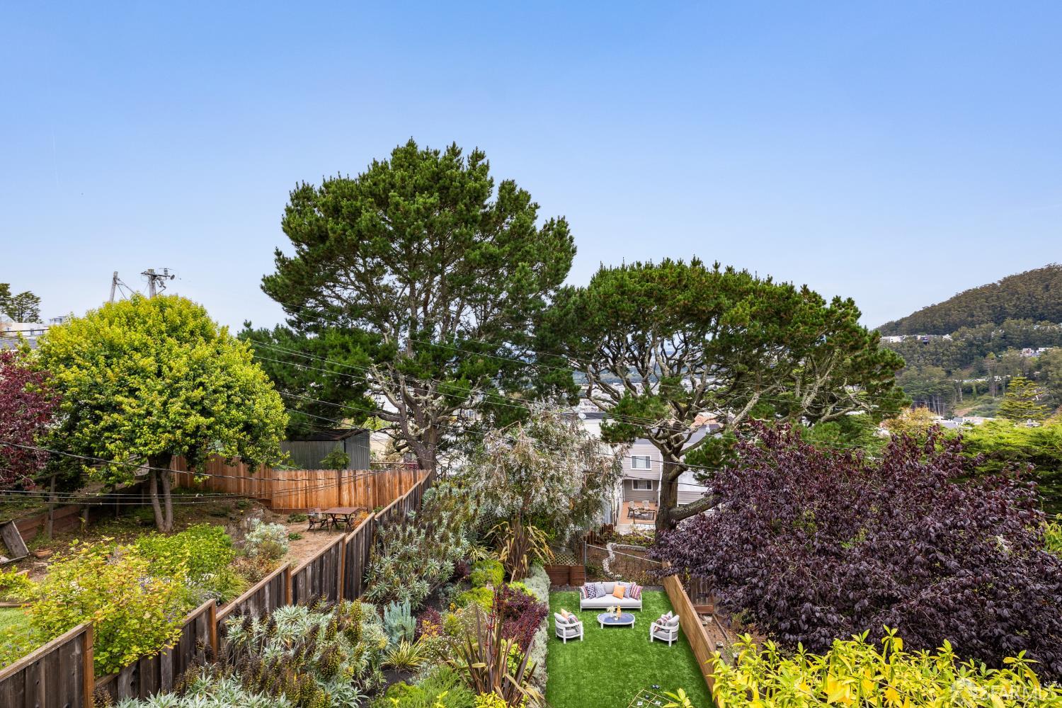 Detail Gallery Image 41 of 81 For 18 Cragmont Ave, San Francisco,  CA 94116 - 3 Beds | 3/1 Baths