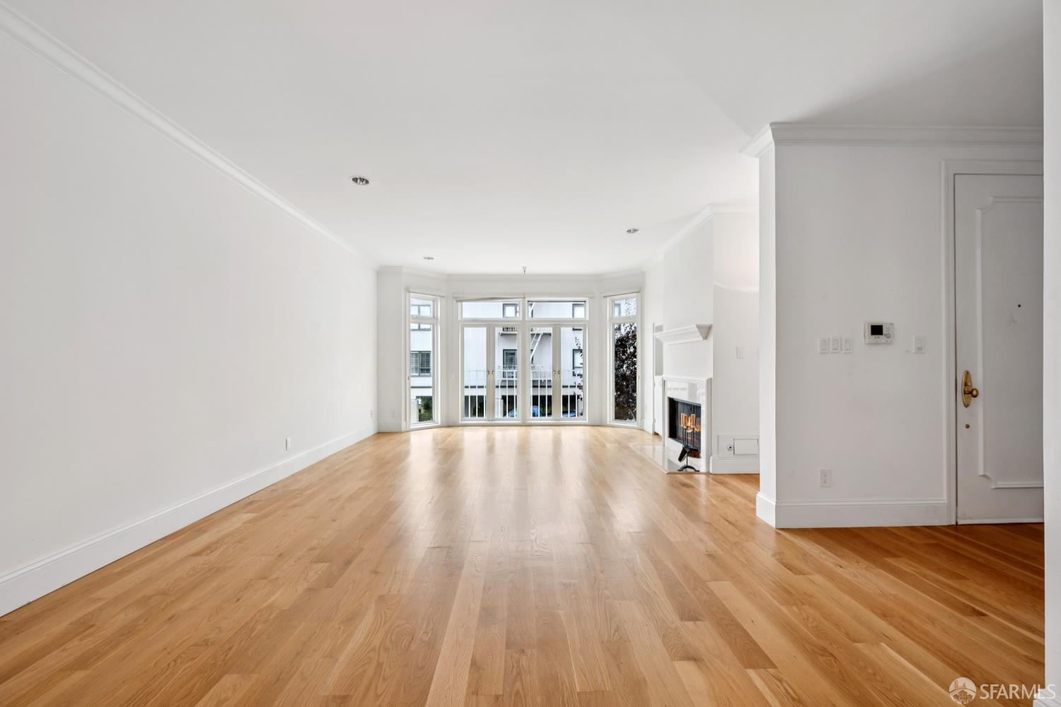 Detail Gallery Image 9 of 57 For 284 Union St, San Francisco,  CA 94133 - 2 Beds | 2 Baths