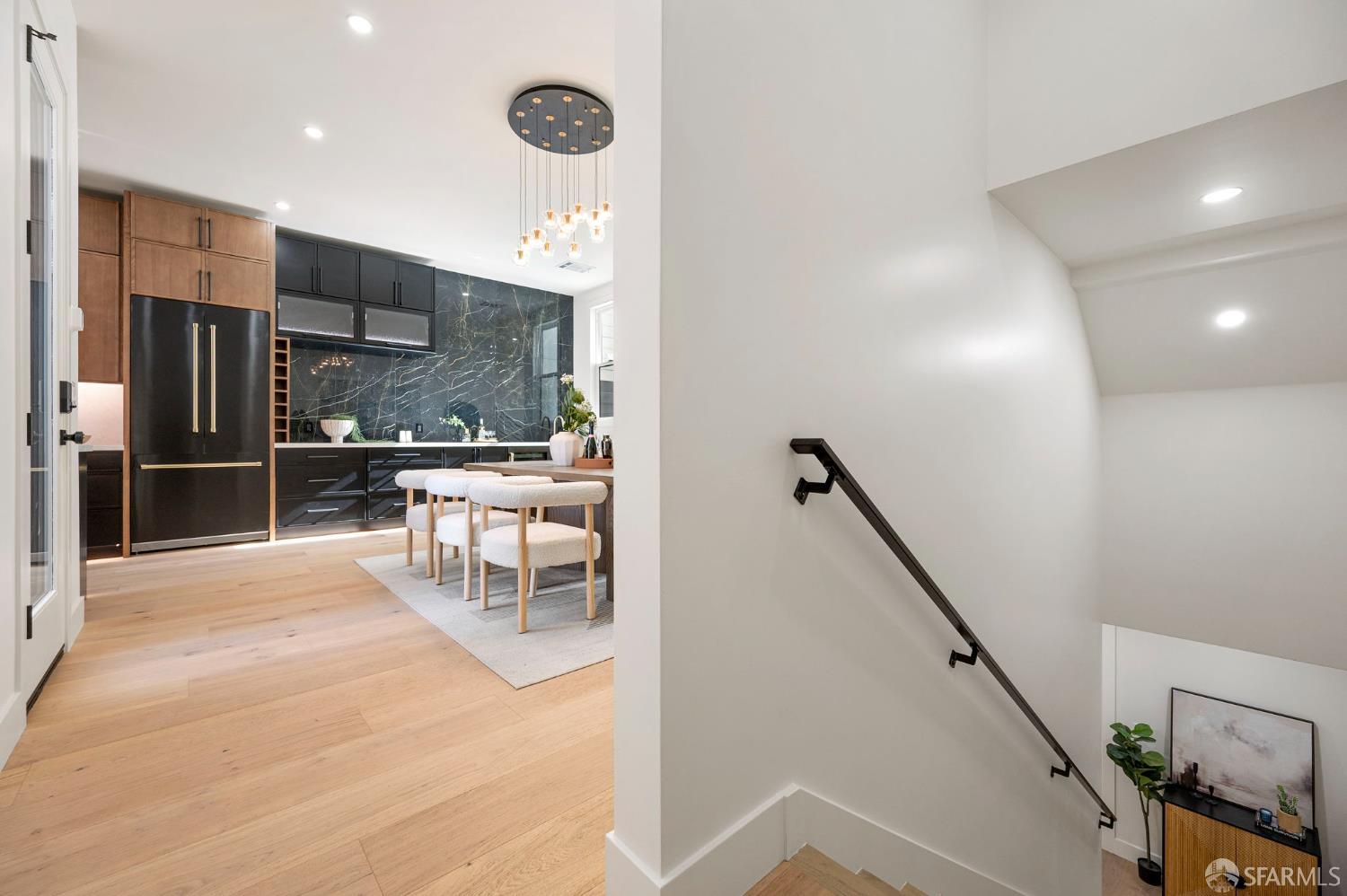 Detail Gallery Image 44 of 98 For 3237 Harrison St, San Francisco,  CA 94110 - 4 Beds | 4 Baths