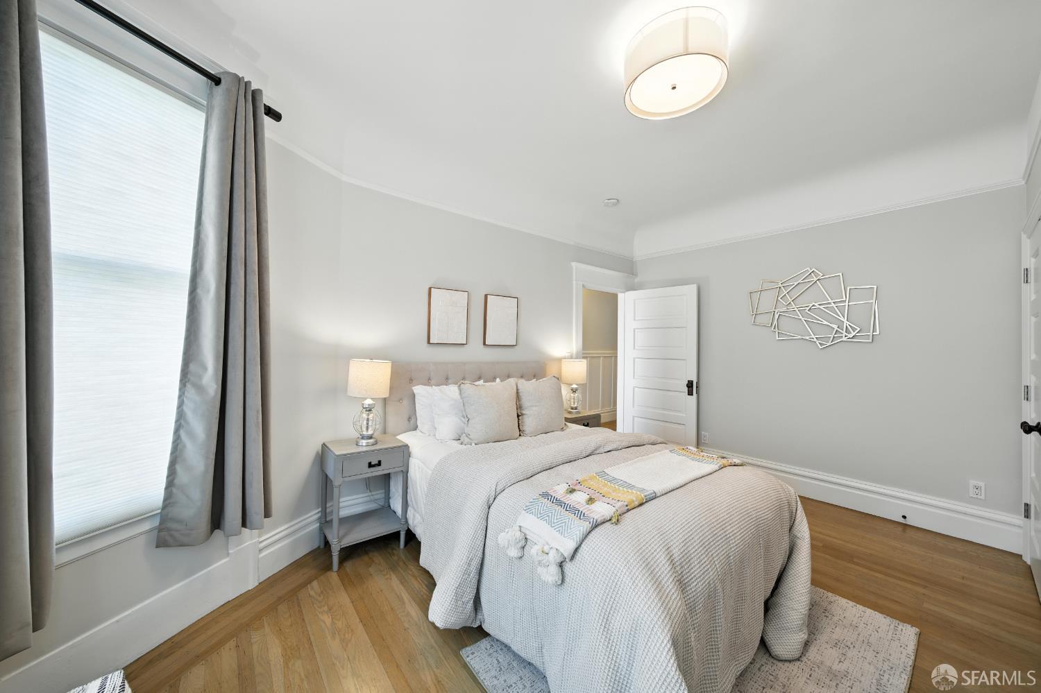 Detail Gallery Image 10 of 36 For 1207 Arguello Blvd, San Francisco,  CA 94122 - 3 Beds | 2/1 Baths