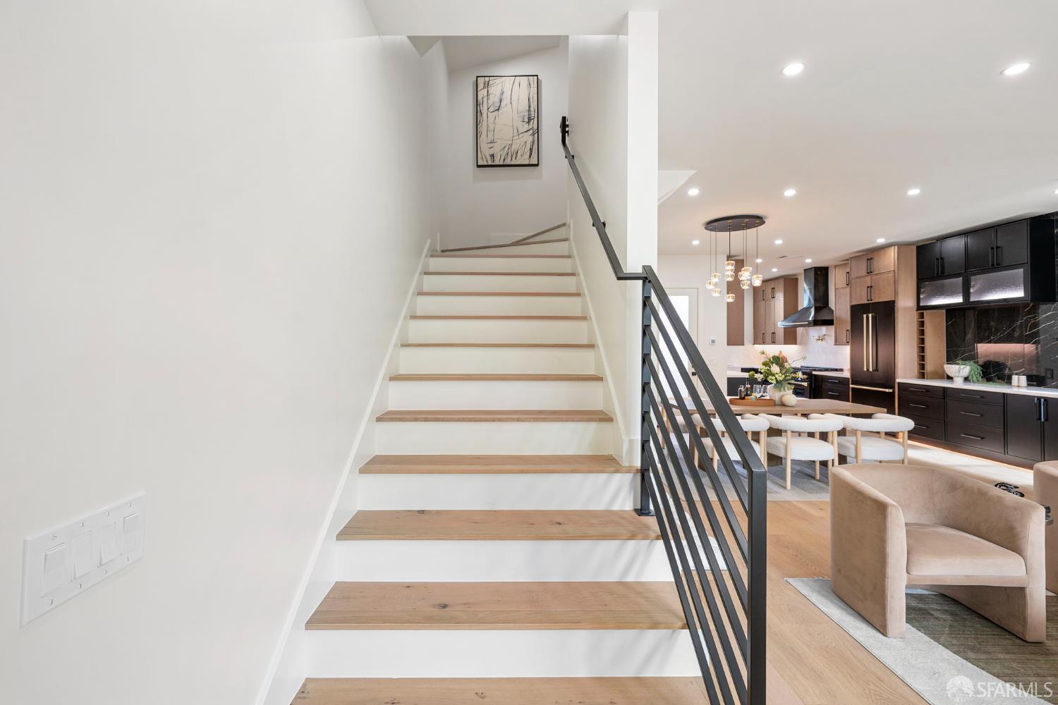Detail Gallery Image 32 of 98 For 3237 Harrison St, San Francisco,  CA 94110 - 4 Beds | 4 Baths