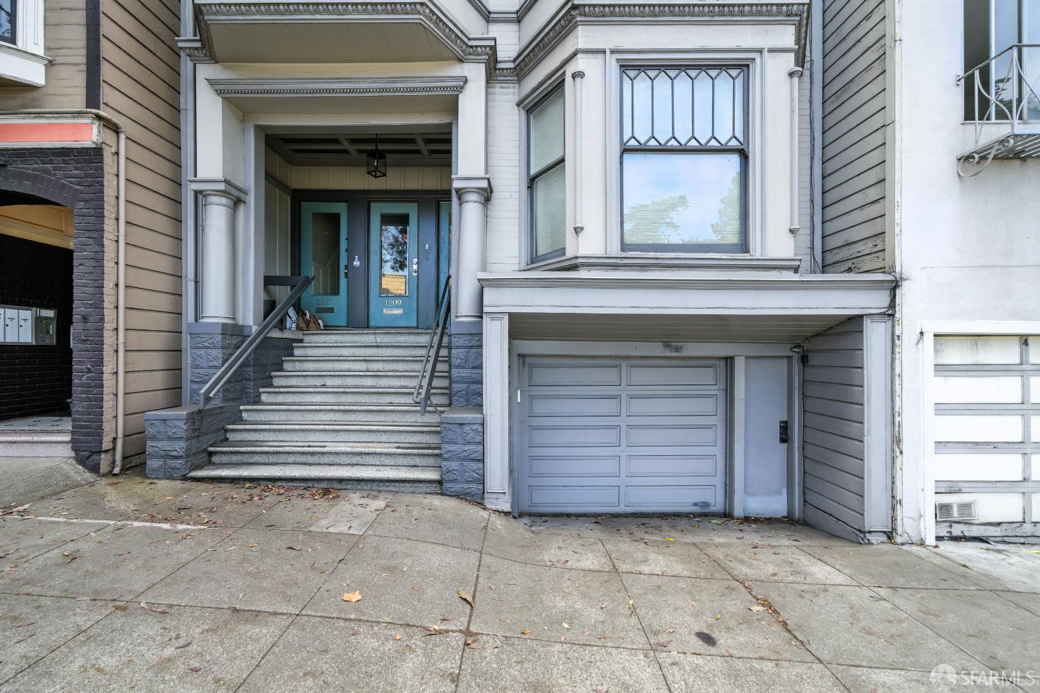 Detail Gallery Image 32 of 36 For 1207 Arguello Blvd, San Francisco,  CA 94122 - 3 Beds | 2/1 Baths