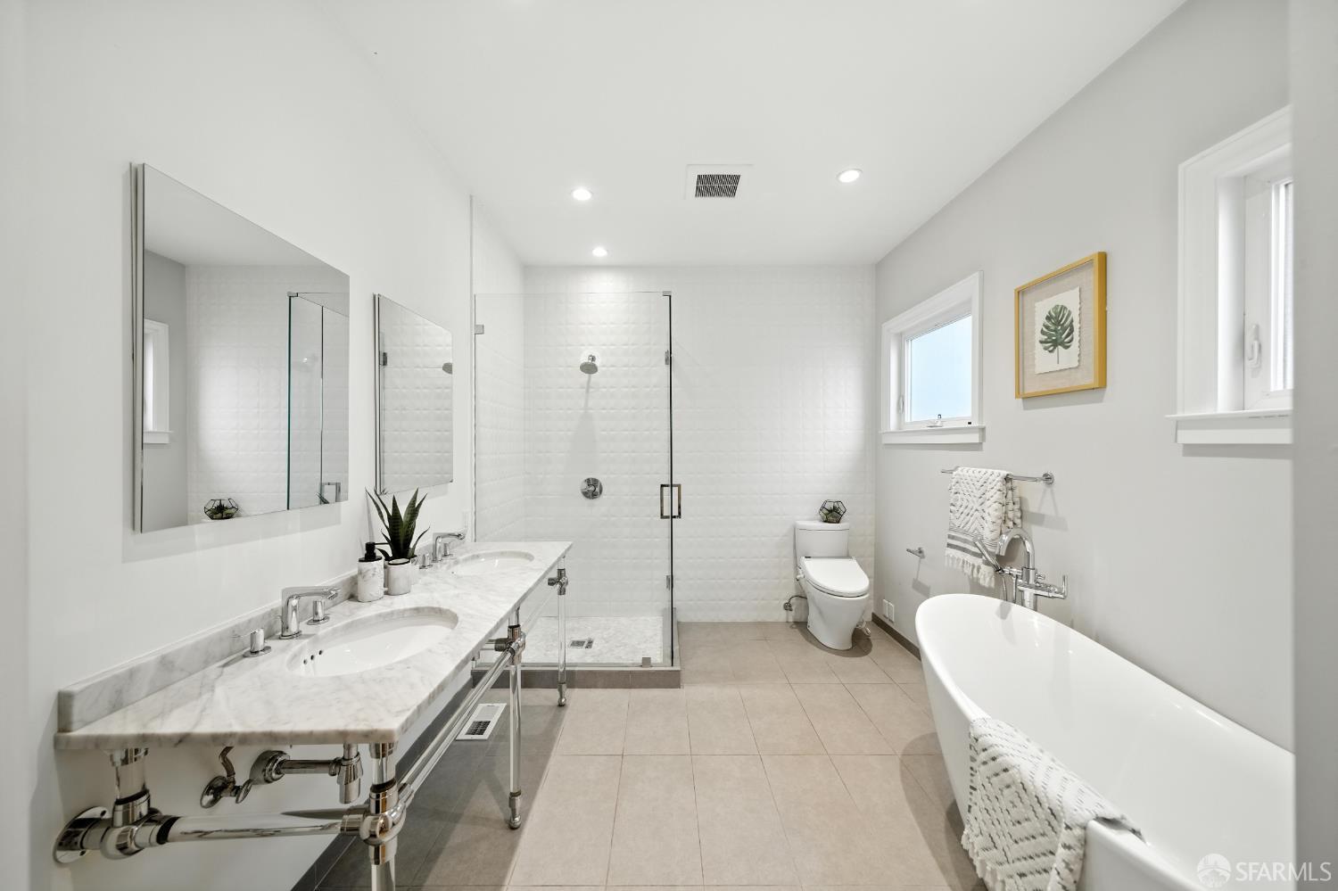 Detail Gallery Image 25 of 36 For 1207 Arguello Blvd, San Francisco,  CA 94122 - 3 Beds | 2/1 Baths
