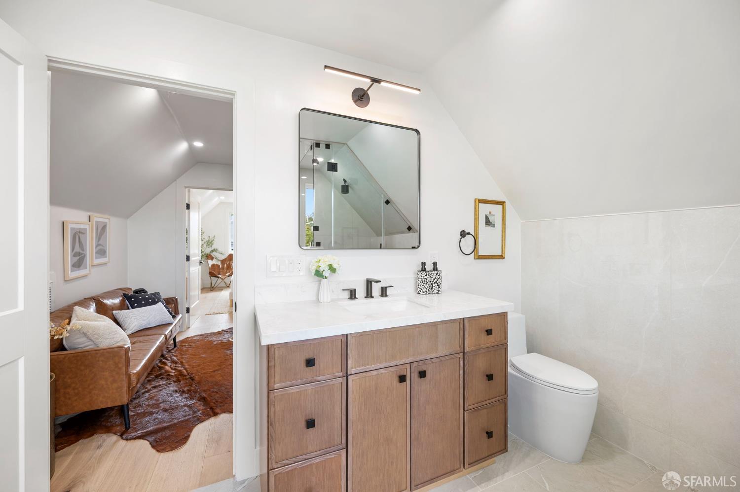 Detail Gallery Image 38 of 98 For 3237 Harrison St, San Francisco,  CA 94110 - 4 Beds | 4 Baths