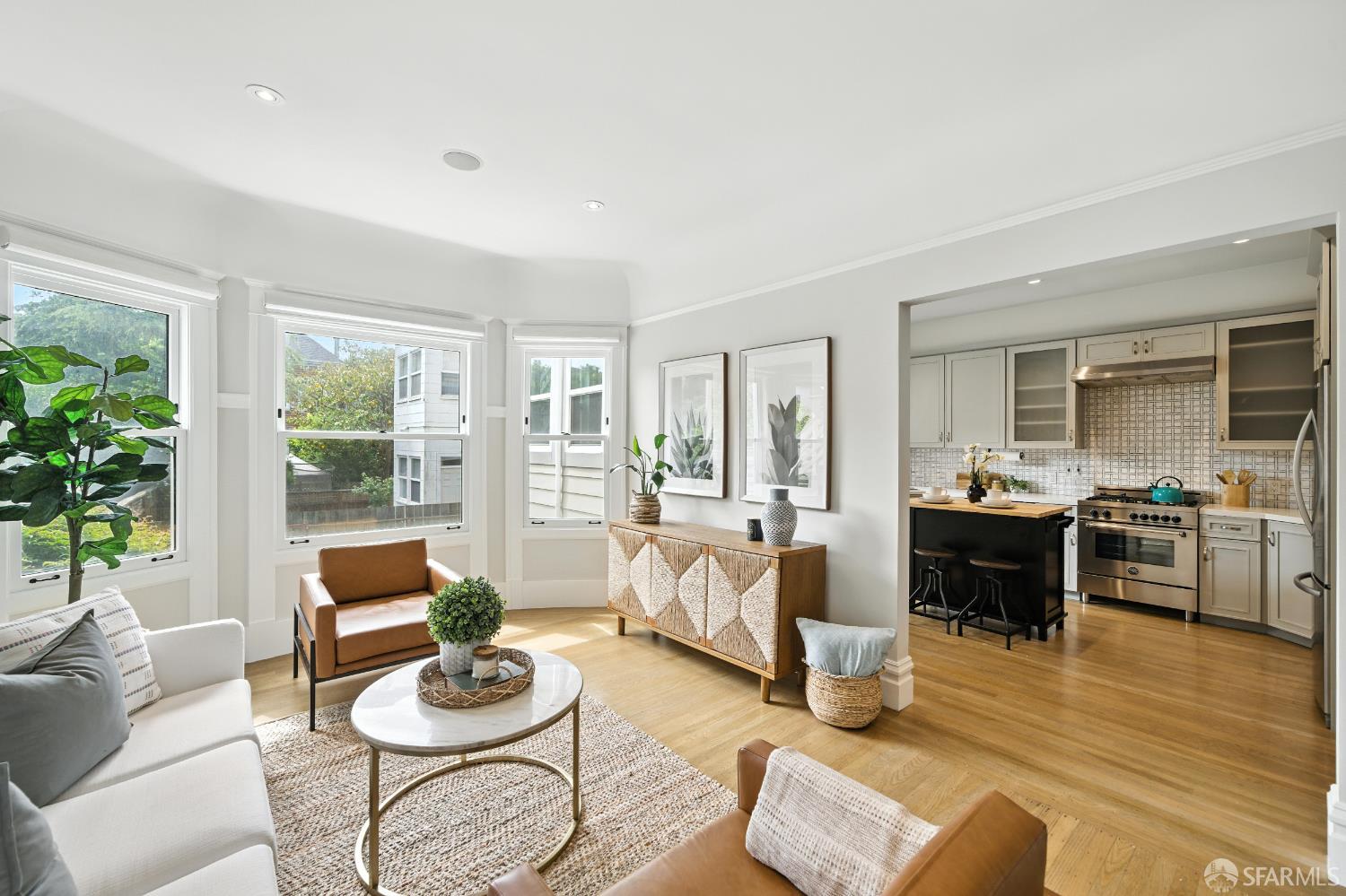Browse active condo listings in INNER SUNSET