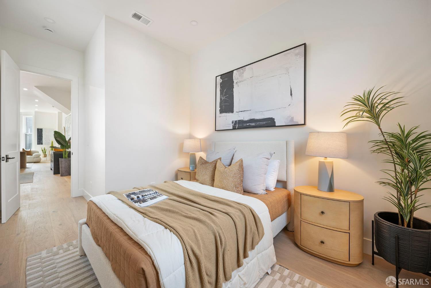 Detail Gallery Image 29 of 98 For 3237 Harrison St, San Francisco,  CA 94110 - 4 Beds | 4 Baths