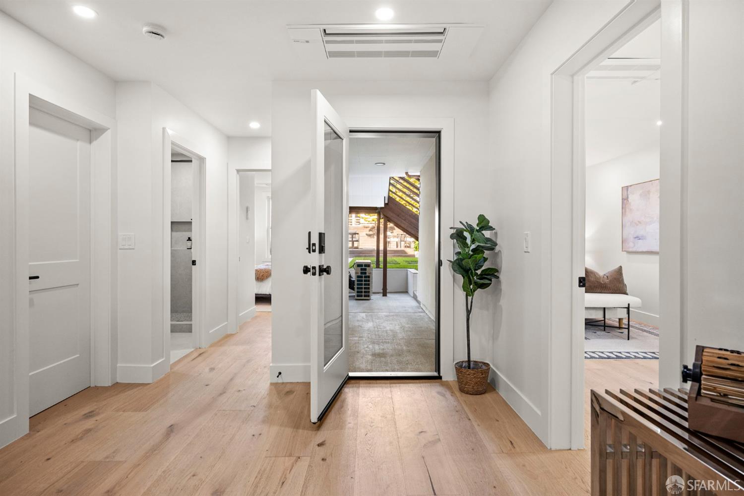 Detail Gallery Image 57 of 98 For 3237 Harrison St, San Francisco,  CA 94110 - 4 Beds | 4 Baths