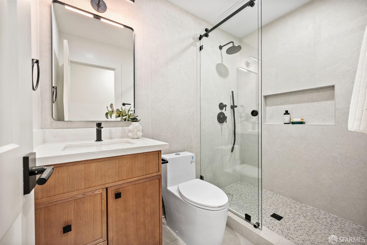 Detail Gallery Image 48 of 98 For 3237 Harrison St, San Francisco,  CA 94110 - 4 Beds | 4 Baths