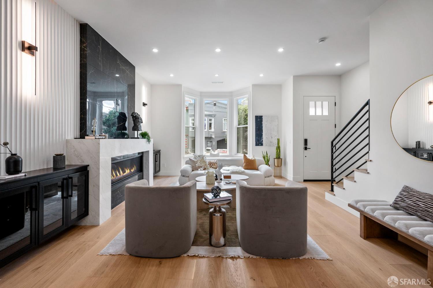 Detail Gallery Image 4 of 98 For 3237 Harrison St, San Francisco,  CA 94110 - 4 Beds | 4 Baths
