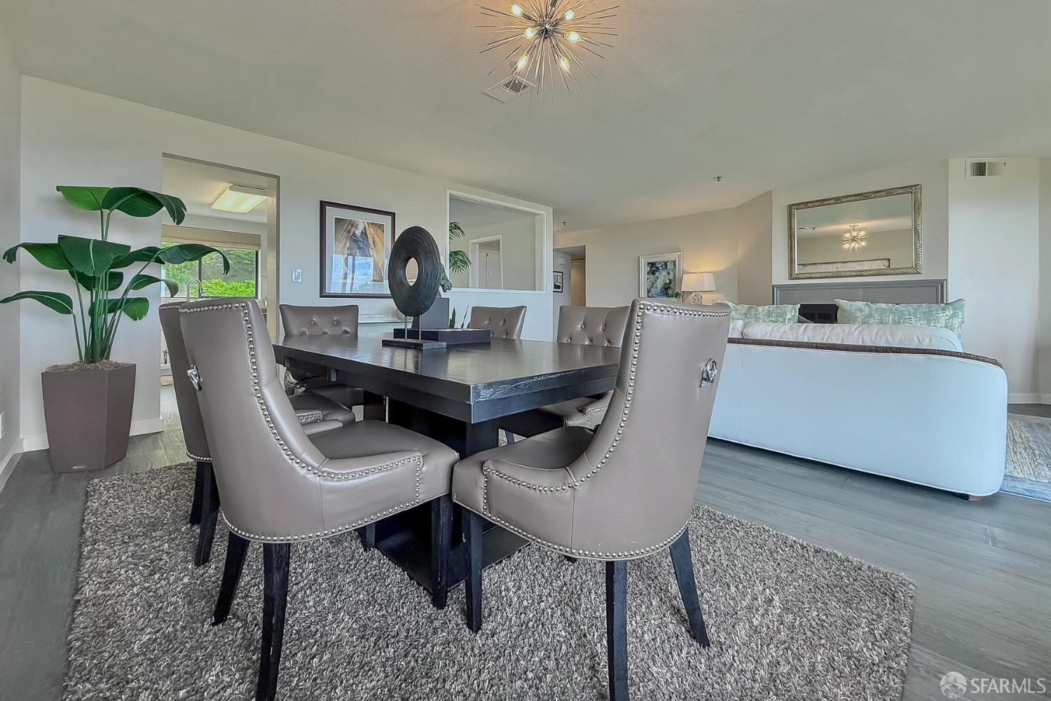 Detail Gallery Image 14 of 55 For 208 Palmetto Ave, Pacifica,  CA 94044 - 2 Beds | 2 Baths