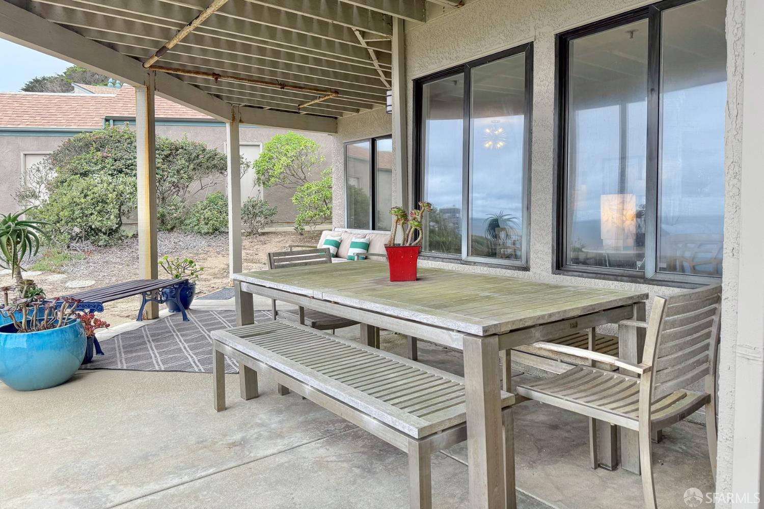 Detail Gallery Image 37 of 55 For 208 Palmetto Ave, Pacifica,  CA 94044 - 2 Beds | 2 Baths