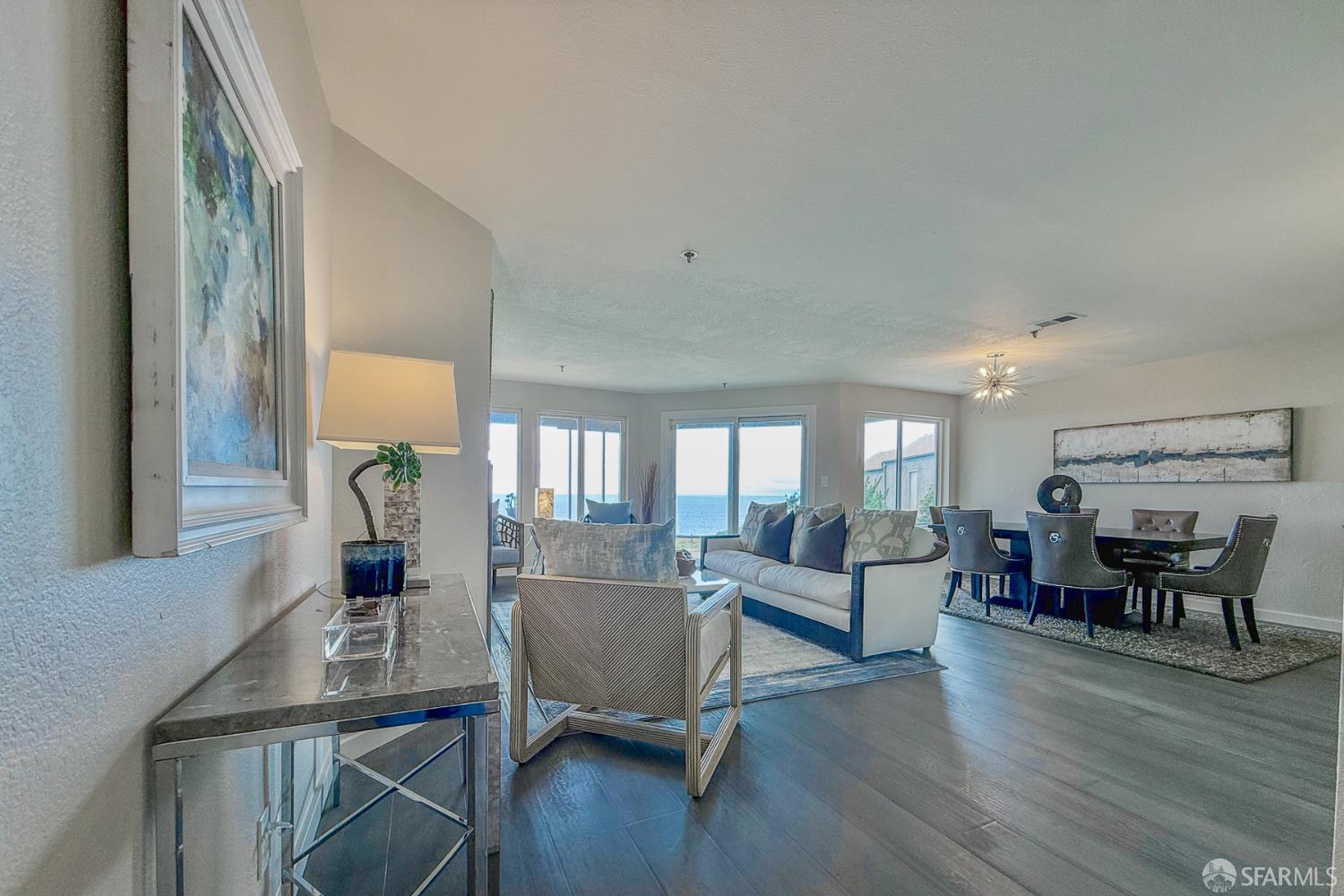 Detail Gallery Image 10 of 55 For 208 Palmetto Ave, Pacifica,  CA 94044 - 2 Beds | 2 Baths