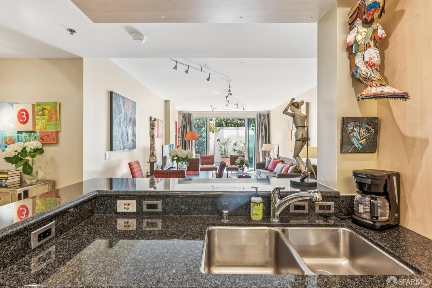 Detail Gallery Image 14 of 49 For 229 Brannan St 2h,  San Francisco,  CA 94107 - 1 Beds | 1/1 Baths