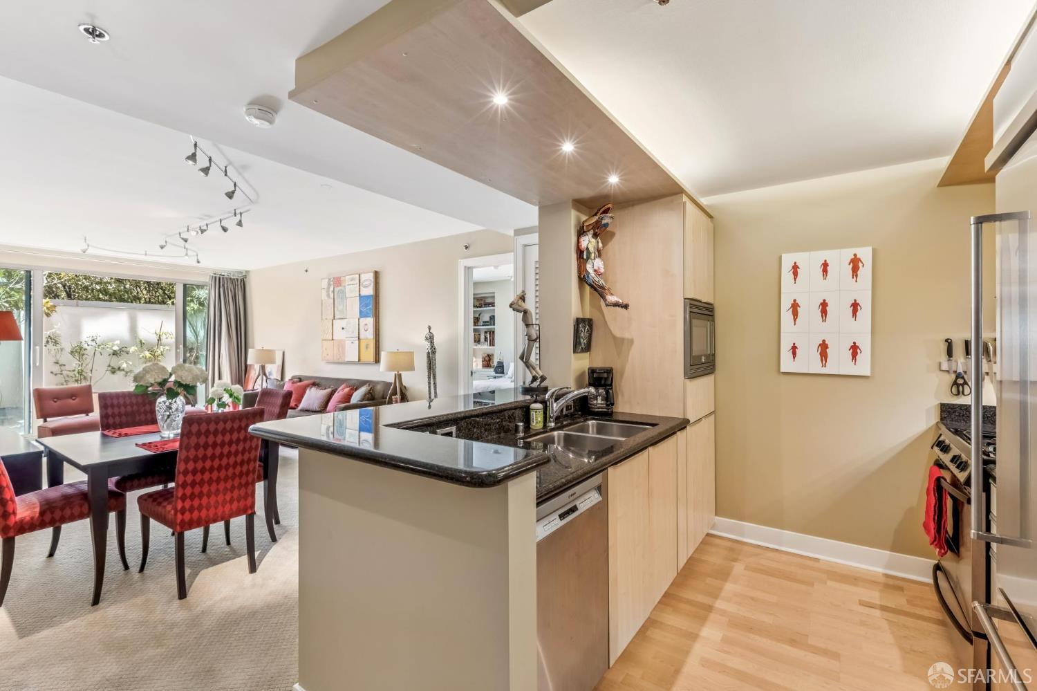 Detail Gallery Image 10 of 49 For 229 Brannan St 2h,  San Francisco,  CA 94107 - 1 Beds | 1/1 Baths