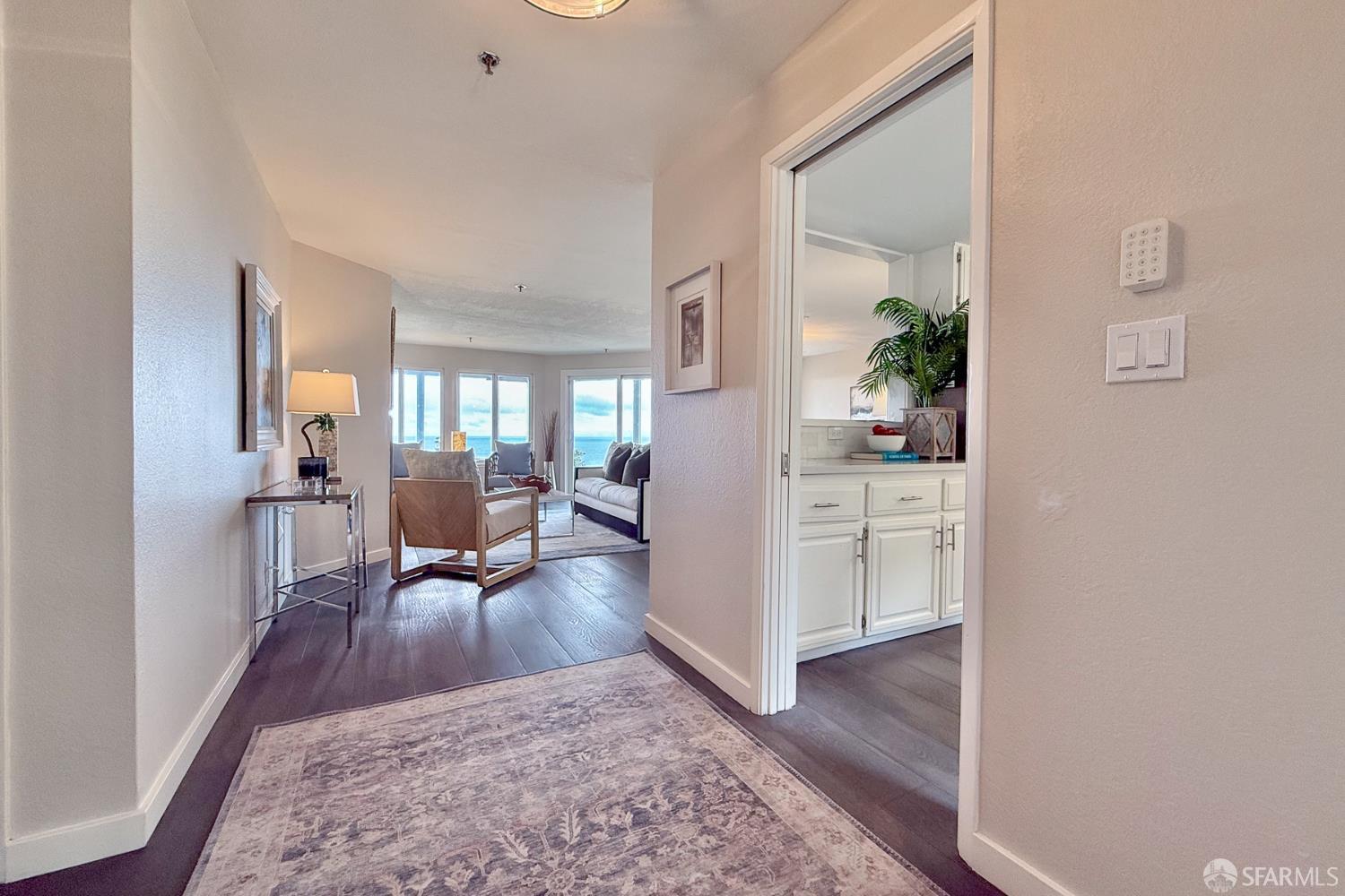 Detail Gallery Image 4 of 55 For 208 Palmetto Ave, Pacifica,  CA 94044 - 2 Beds | 2 Baths