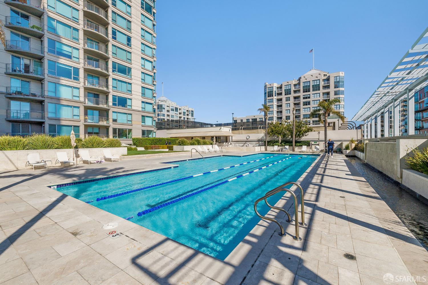 Detail Gallery Image 37 of 49 For 229 Brannan St 2h,  San Francisco,  CA 94107 - 1 Beds | 1/1 Baths