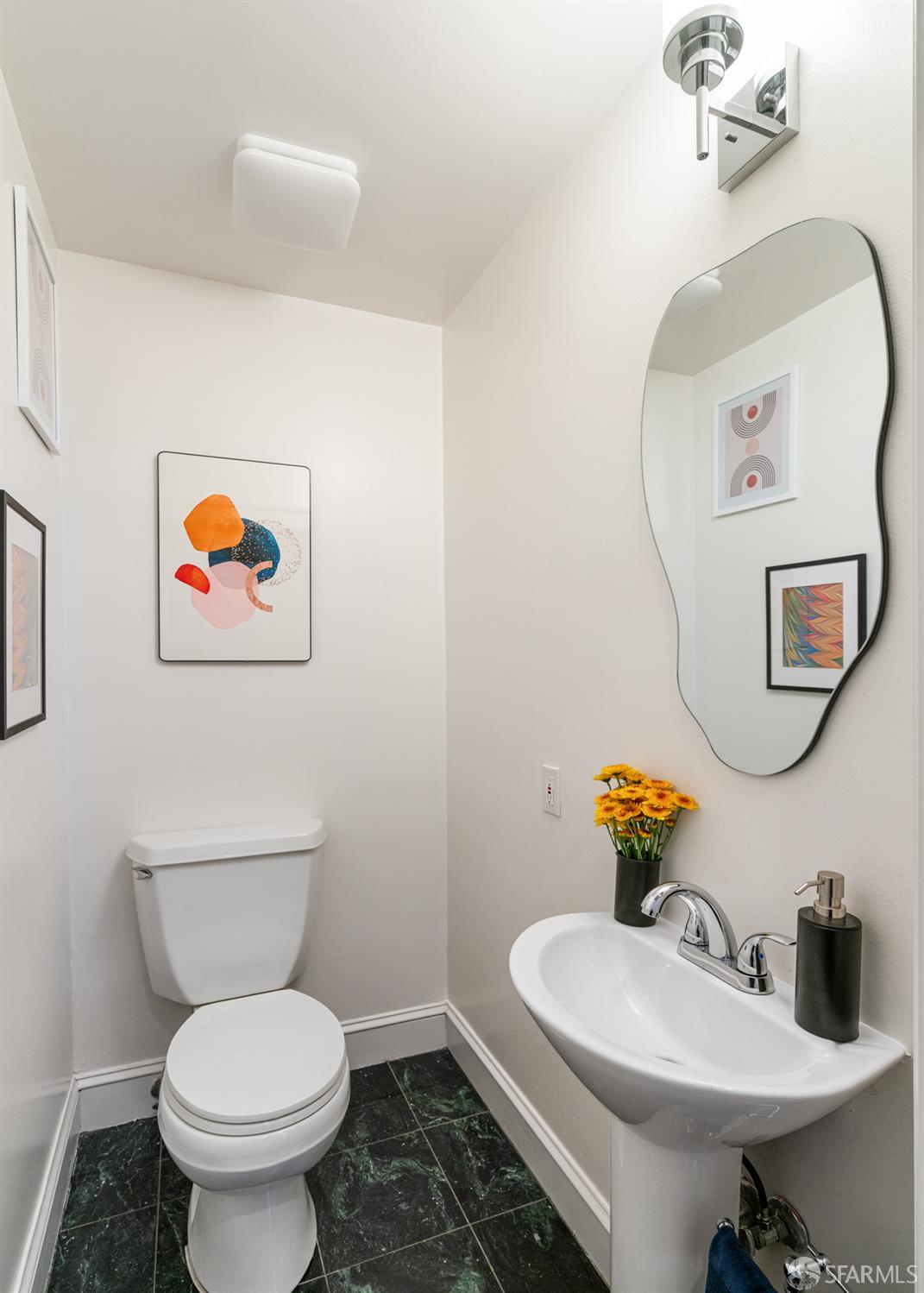 Detail Gallery Image 47 of 76 For 2930 Baker St, San Francisco,  CA 94123 - 2 Beds | 2/1 Baths