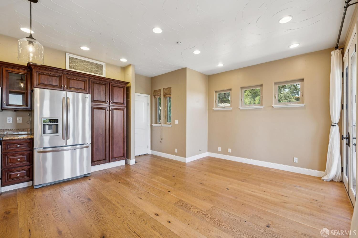 Detail Gallery Image 8 of 64 For 20 Benthill Ct, Lafayette,  CA 94549 - 1 Beds | 1/1 Baths
