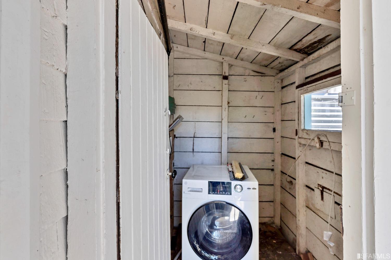 Detail Gallery Image 22 of 53 For 2543 Chilton Way, Berkeley,  CA 94704 - 2 Beds | 1 Baths