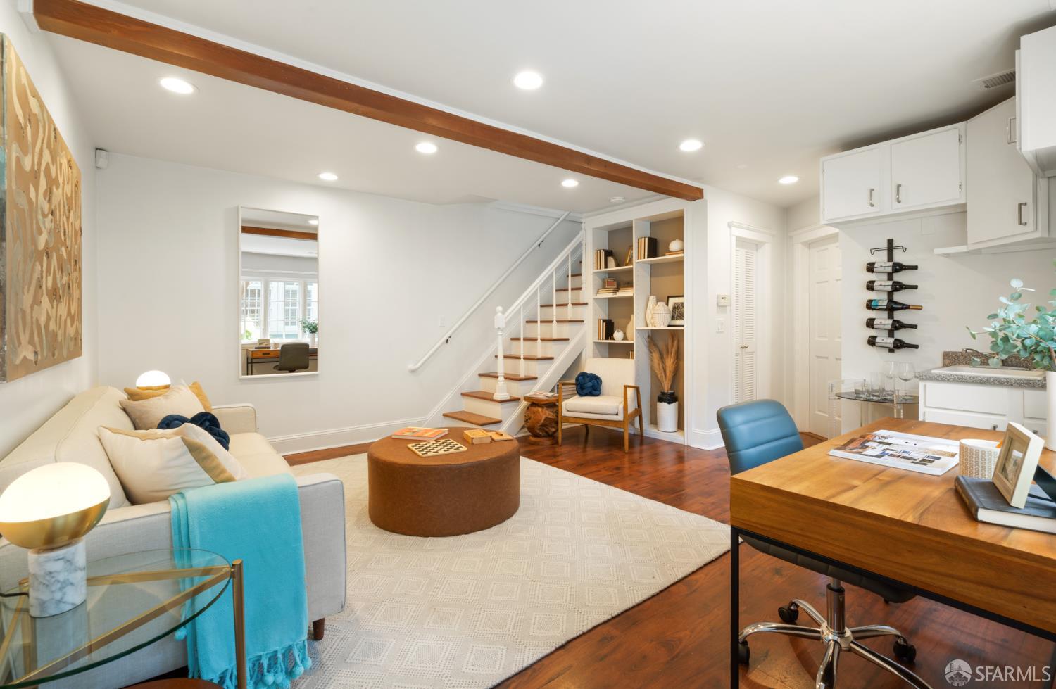 Detail Gallery Image 31 of 76 For 2930 Baker St, San Francisco,  CA 94123 - 2 Beds | 2/1 Baths
