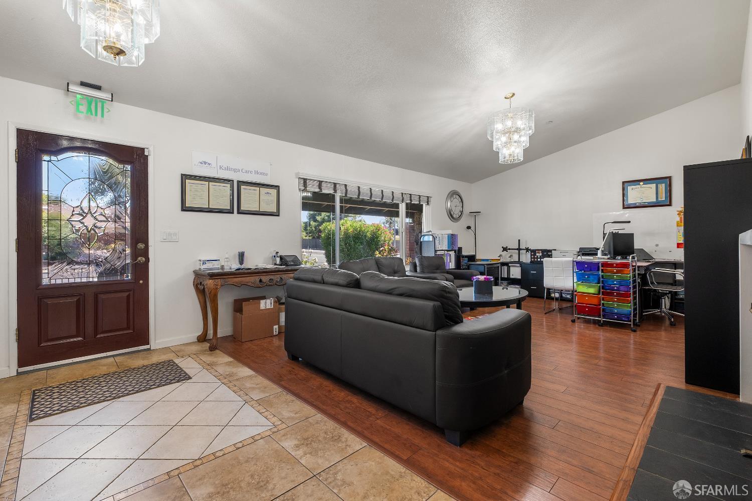 Detail Gallery Image 7 of 47 For 1230 Vancouver Way, Livermore,  CA 94550 - – Beds | – Baths